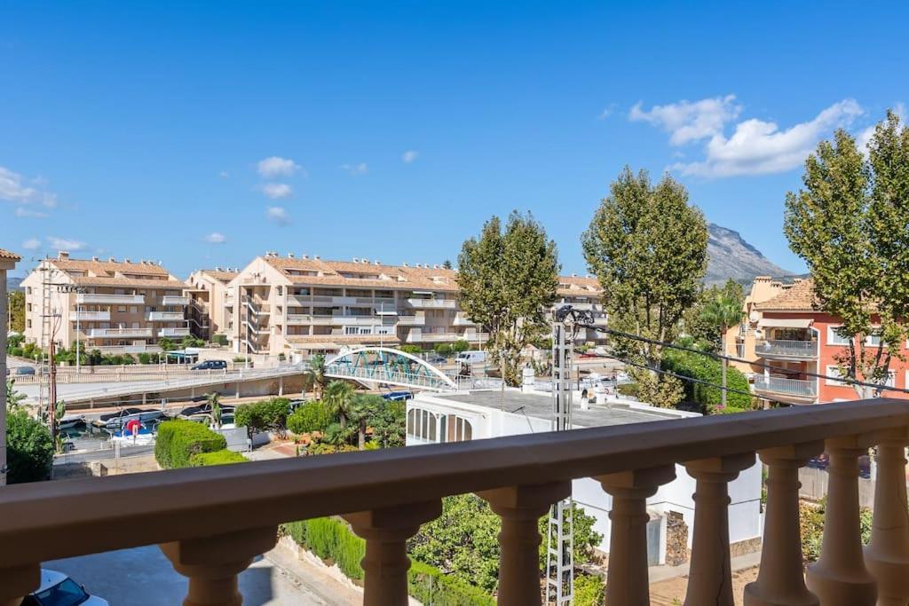 Apto. Brisa Marina Piscina+Parking A 5' Del Arenal Platja de Larenal المظهر الخارجي الصورة