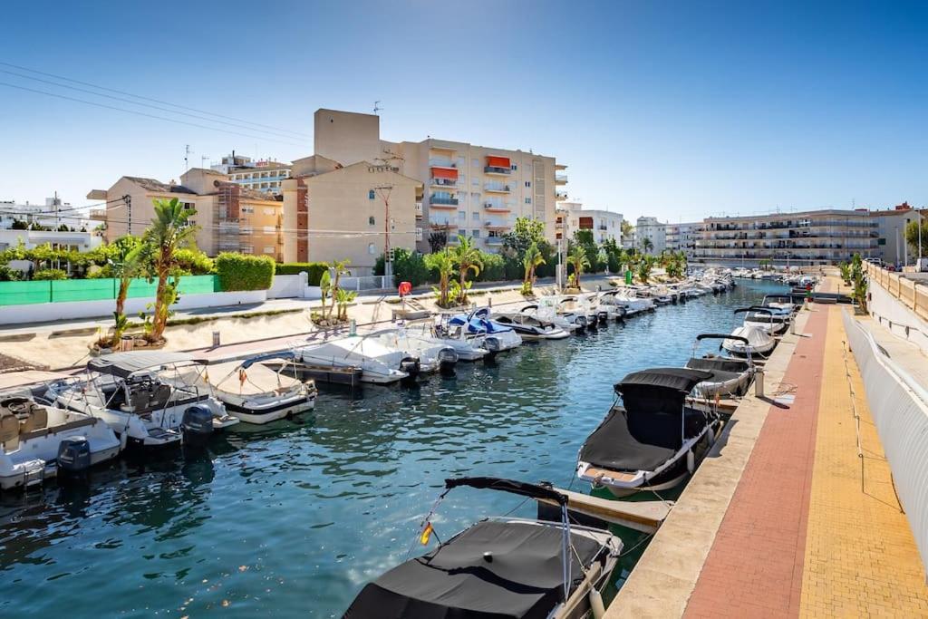 Apto. Brisa Marina Piscina+Parking A 5' Del Arenal Platja de Larenal المظهر الخارجي الصورة